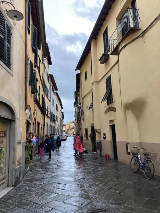 Апартаменти Dimora Leonardo. Centro Storico. Лукка Екстер'єр фото